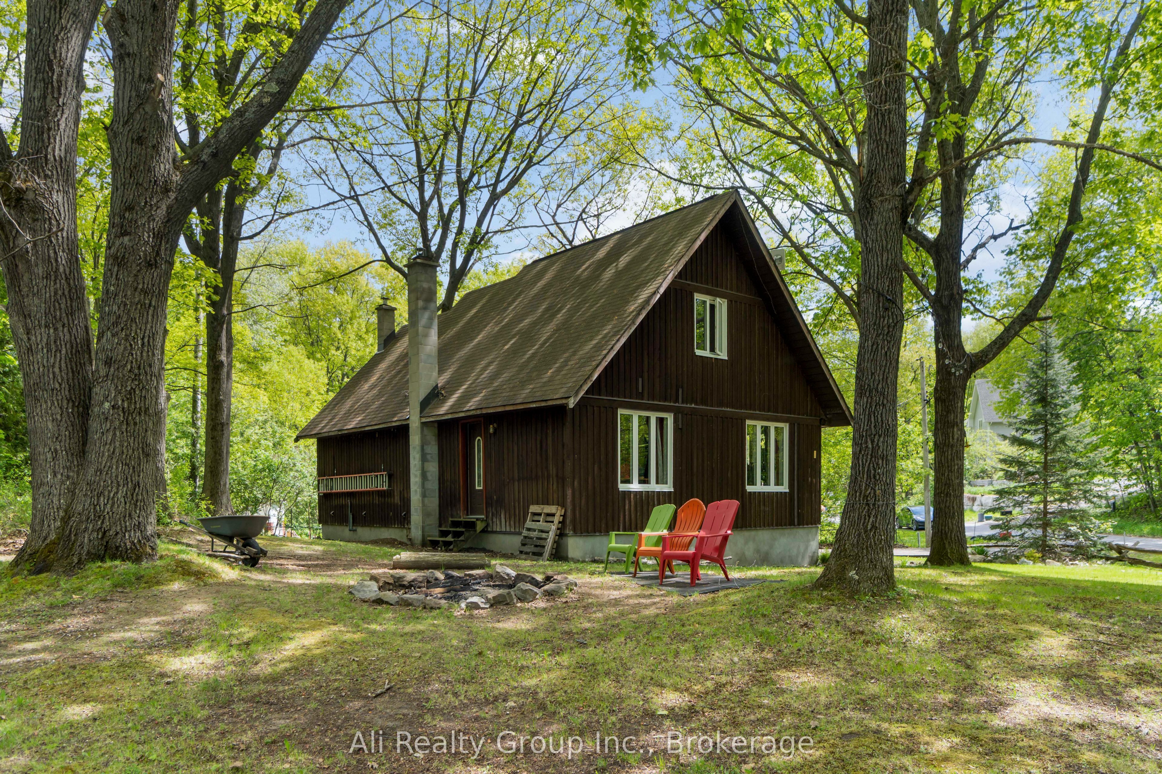 190 Woods Road, Ottawa, ON, K0A 3M0