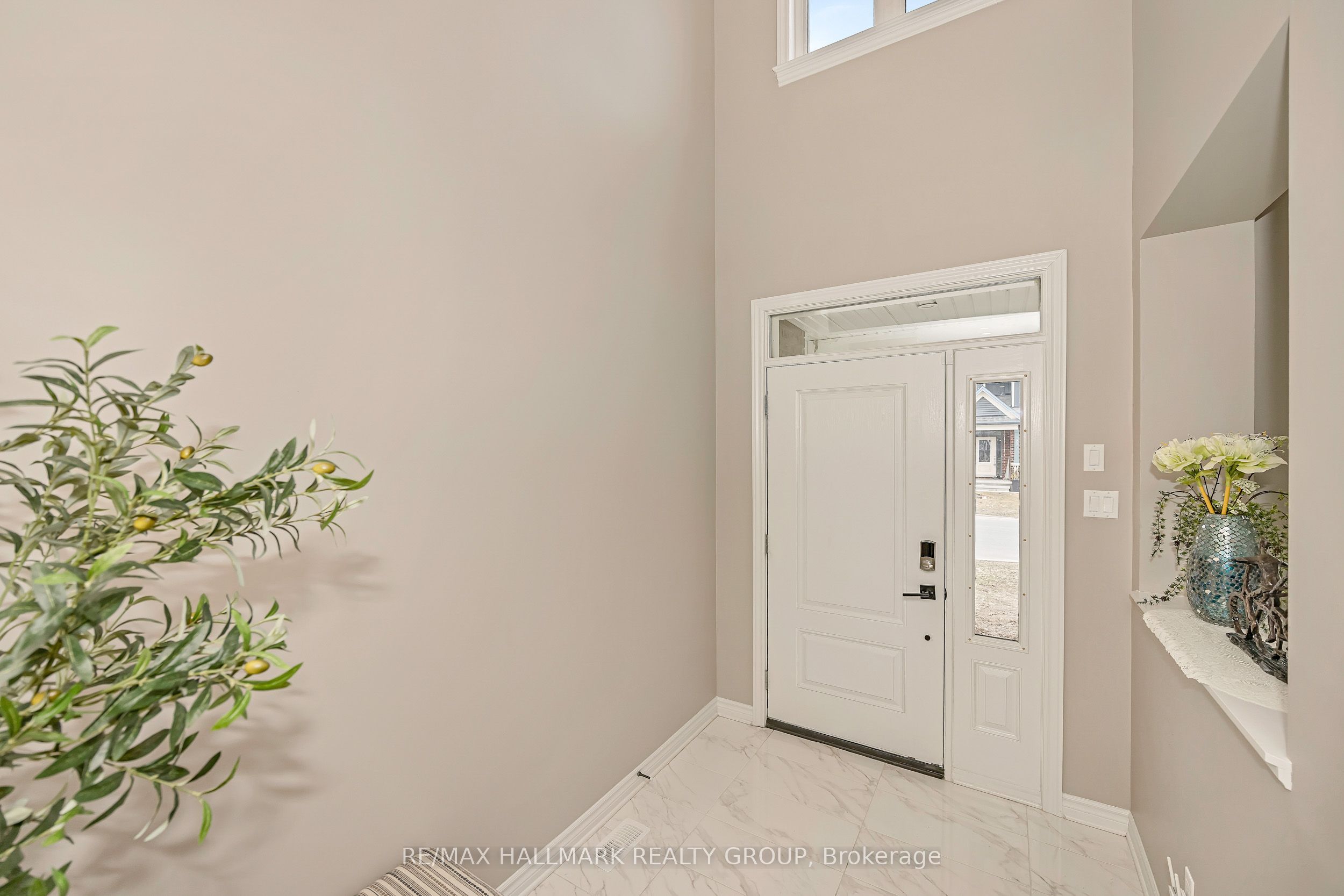 Additional image 4 of 210 Trollius Way, Ottawa, ON, K1T 0R7