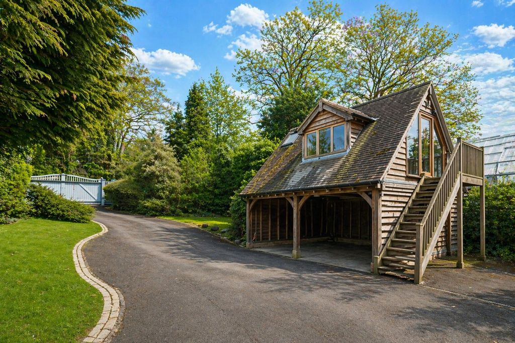 Additional image 20 of 4 bed semi-detached house for saleCongleton Road, Alderley Edge SK9