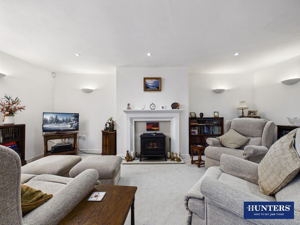 2 bed flat for saleRickerby, Carlisle CA3 photo 5