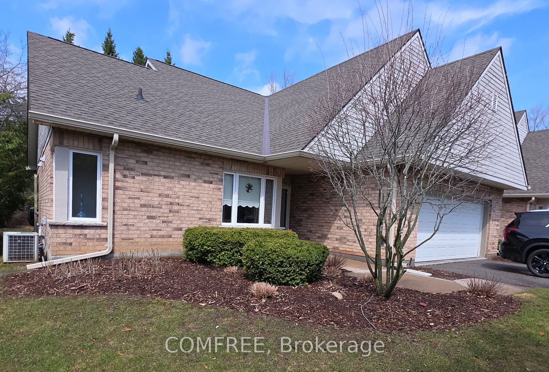 11-1850 Cherryhill Road, Peterborough, ON, K9K 2E3