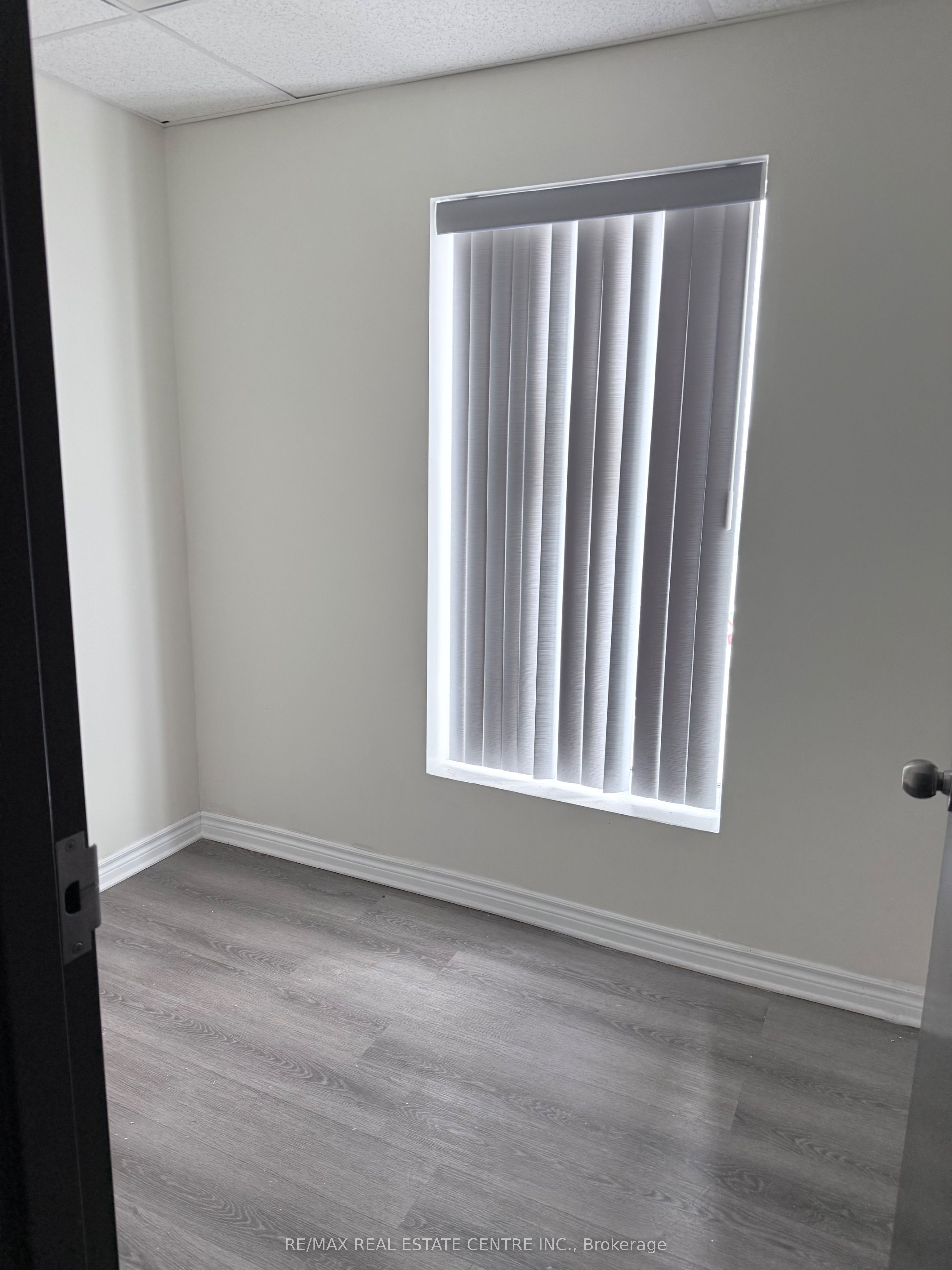 Additional image 4 of 215-810 Nipissing Road, Milton, ON, L9T 4Z9