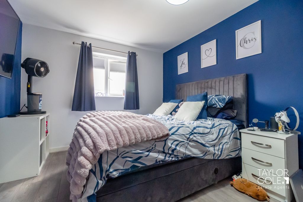 Additional image 7 of 2 bed flat for salePeel Drive, Wilnecote, Tamworth B77