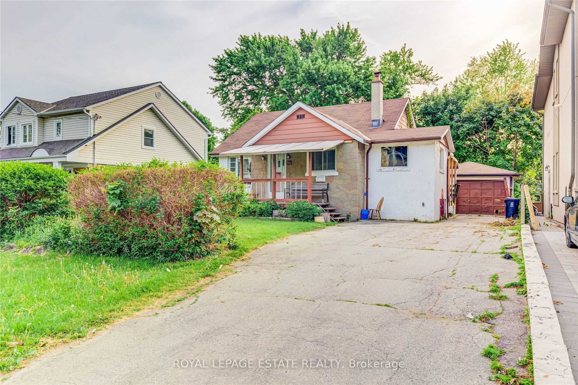 100 Eastville Avenue, Toronto, ON, M1M 2N9