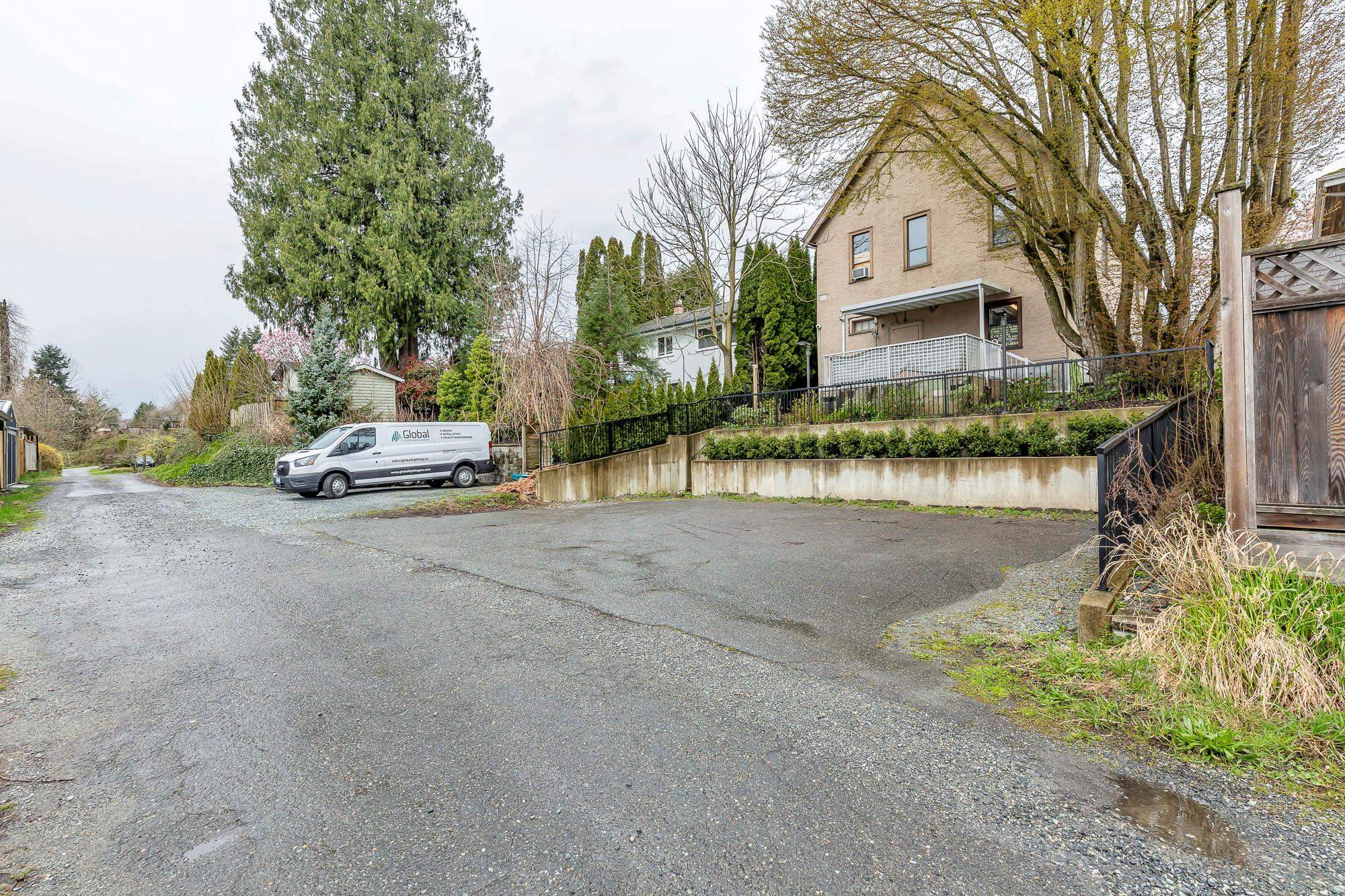 Additional image 3 of 33170 7 Avenue, Mission, BC, V2V 2E1