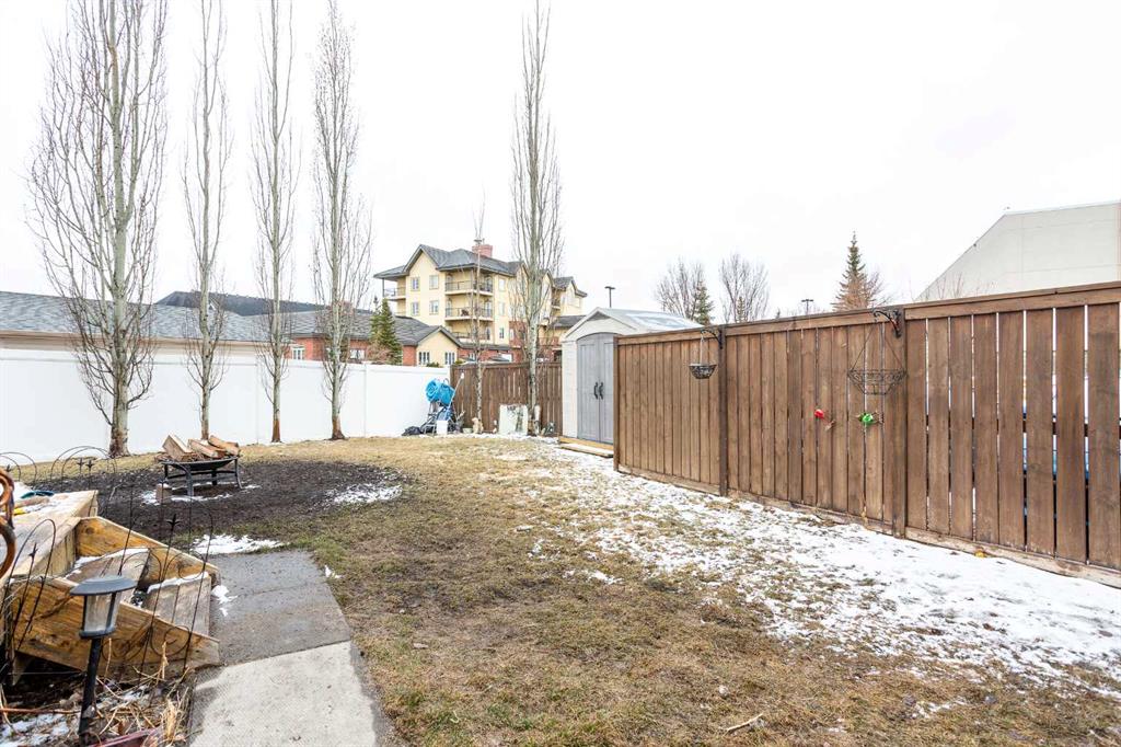 Additional image 3 of 204 Eversyde Circle SW, Calgary, AB, T2Y4T4