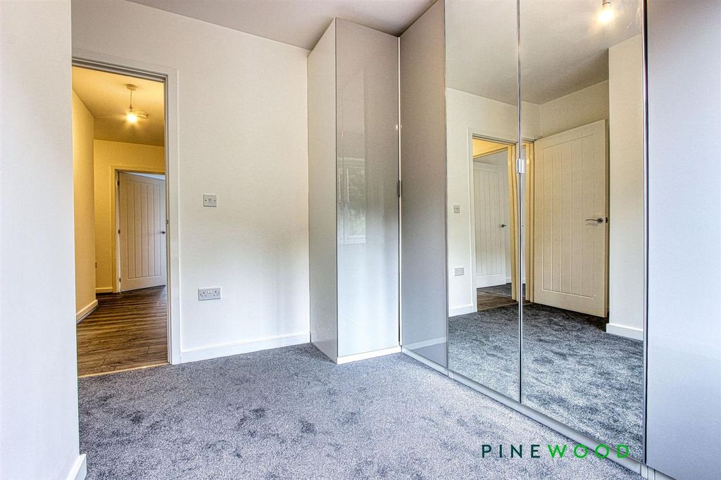 Additional image 14 of 2 bed flat for saleLaver Drive, Chesterfield S41