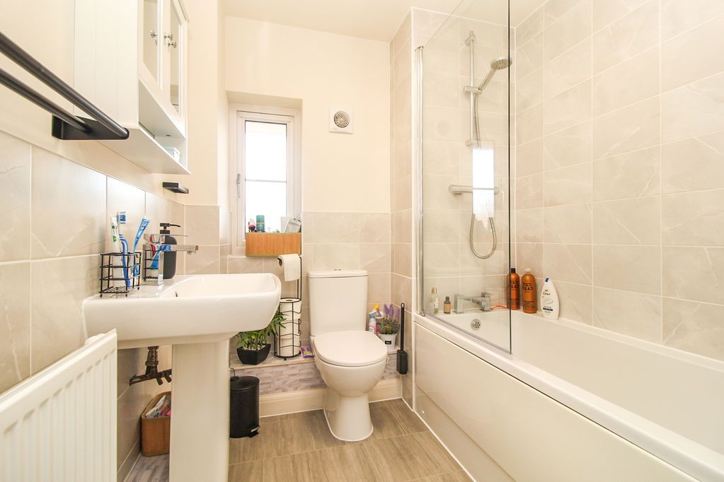 Additional image 7 of 2 bed maisonette for saleBelpaire Close, Henlow SG16