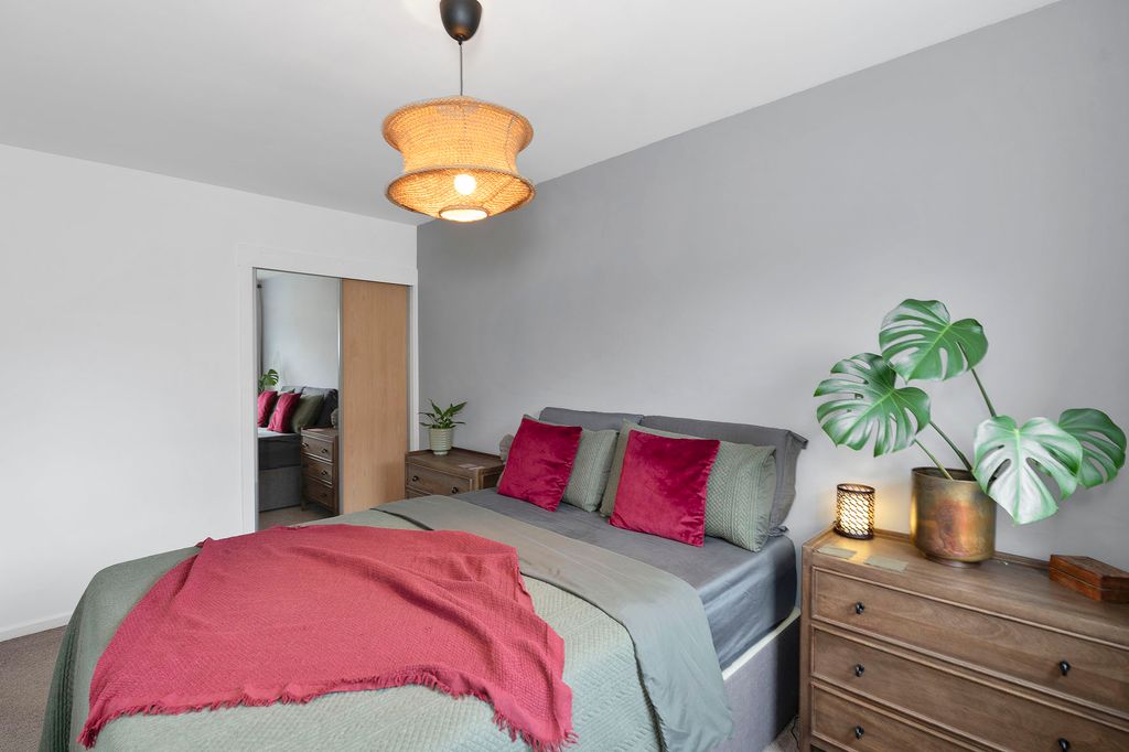 Additional image 8 of 2 bed flat for sale29 3 Howden Hall Court EH16