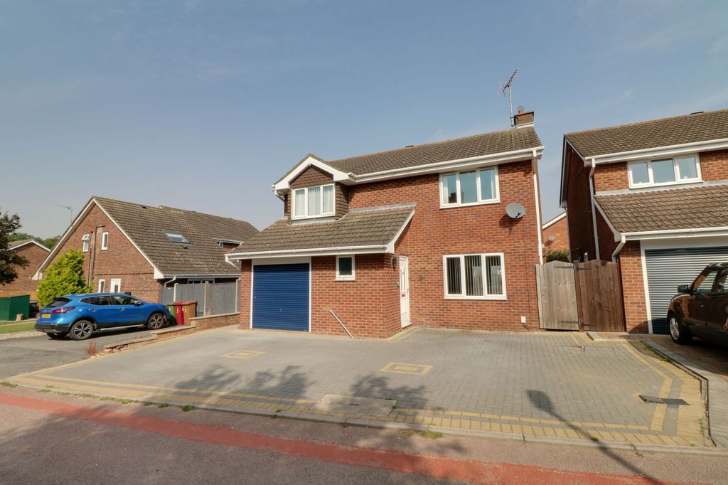 4 bed detached house for salePrince Philip Drive, Barton-Upon-Humber DN18