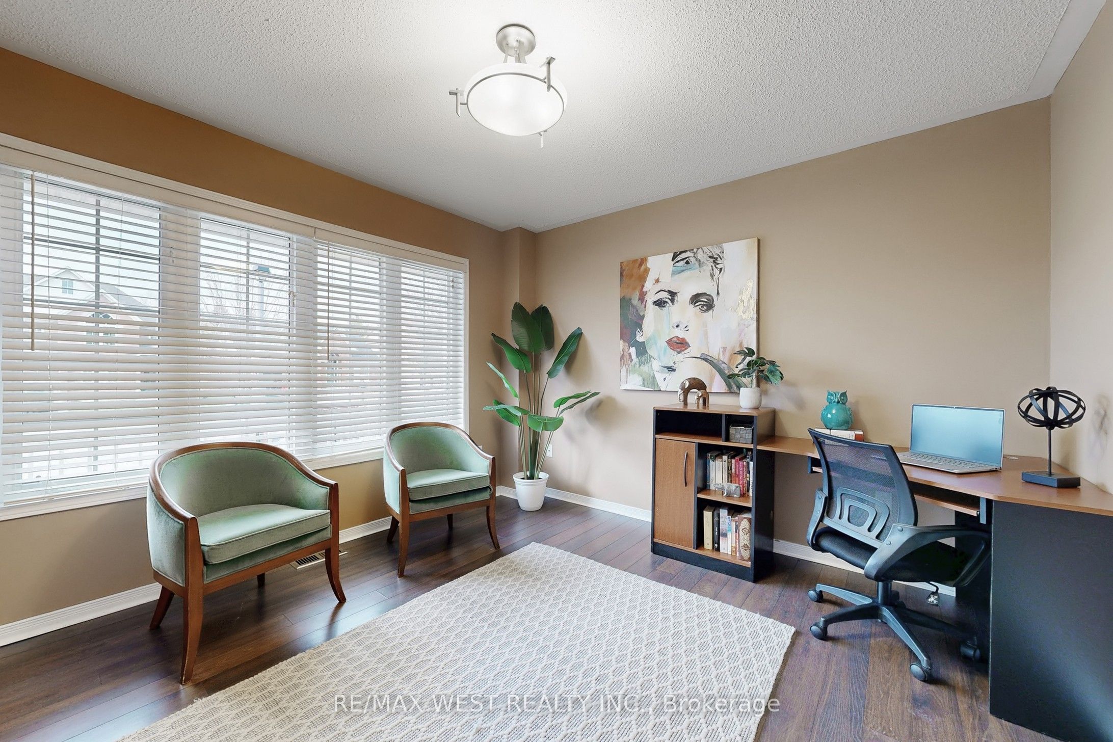 Additional image 4 of 303 King Street E, East Gwillimbury, ON, L0G 1M0