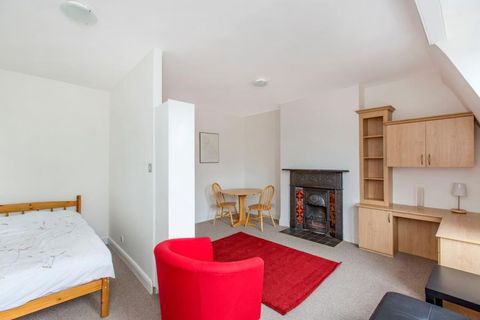St Margarets Road TW1, Studio for sale