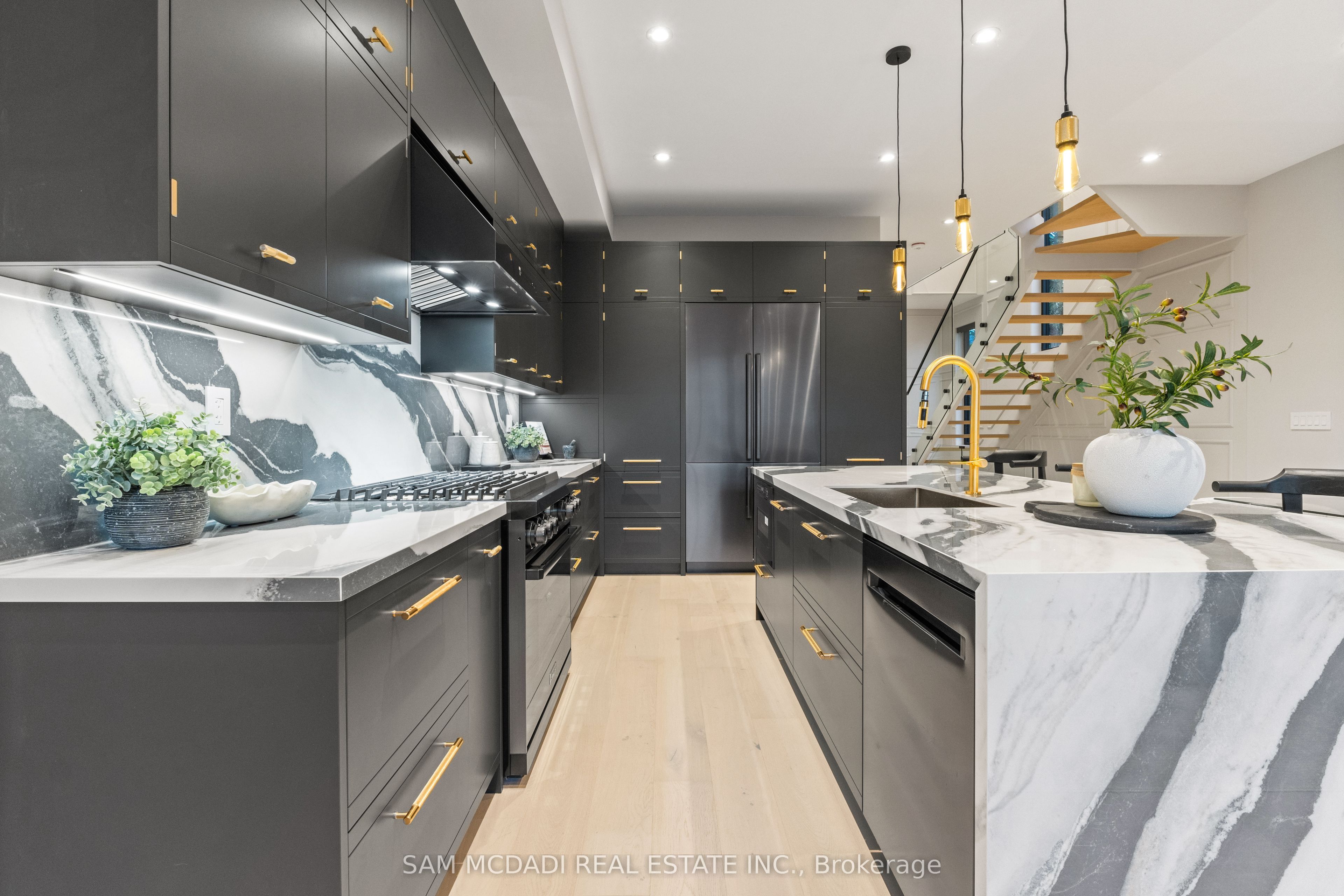 Additional image 6 of 1090 Ella Avenue, Mississauga, ON, L5E 1H5