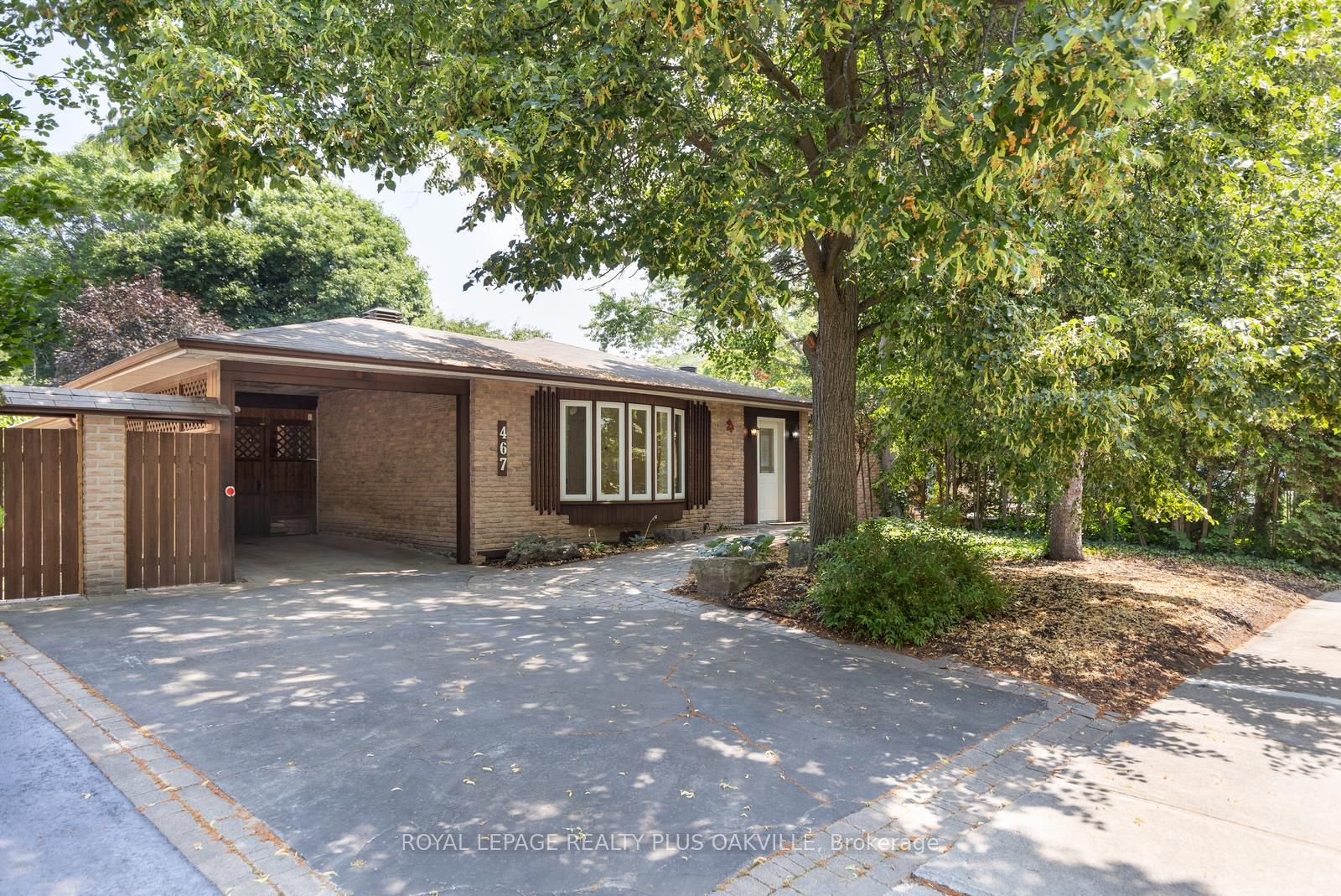 467 Anthony Drive, Oakville, ON, L6J 2K6