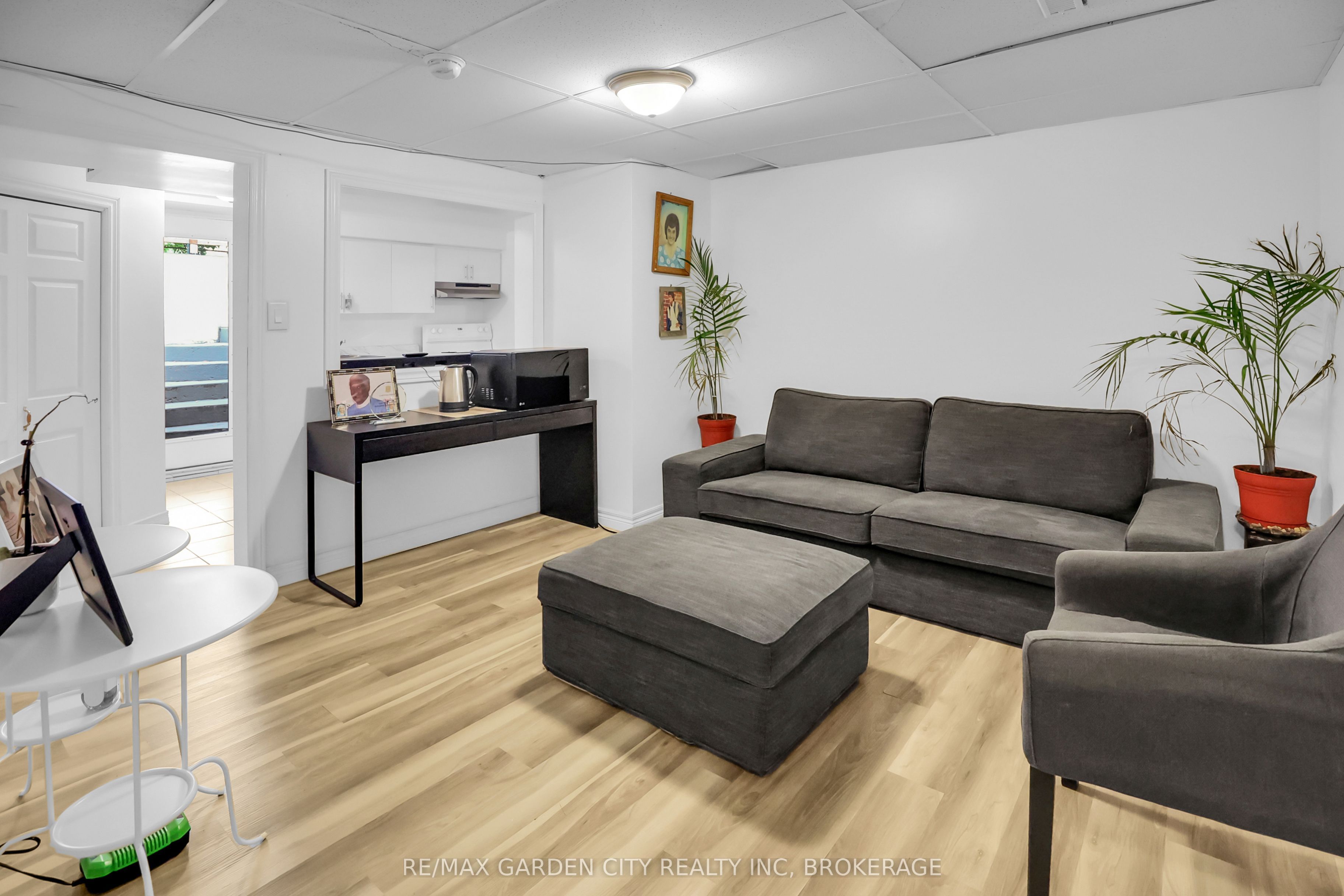 Unit #2-18 Wakil Drive, St. Catharines, ON, L2T 3H8