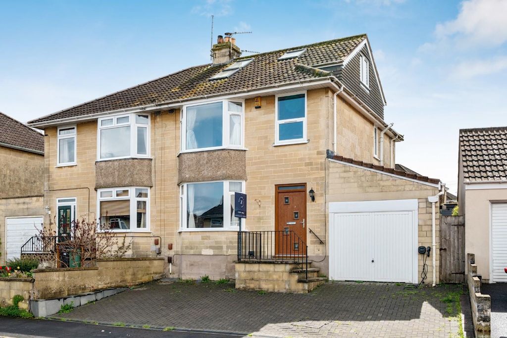 5 bed semi-detached house for saleBloomfield Drive, Bath BA2