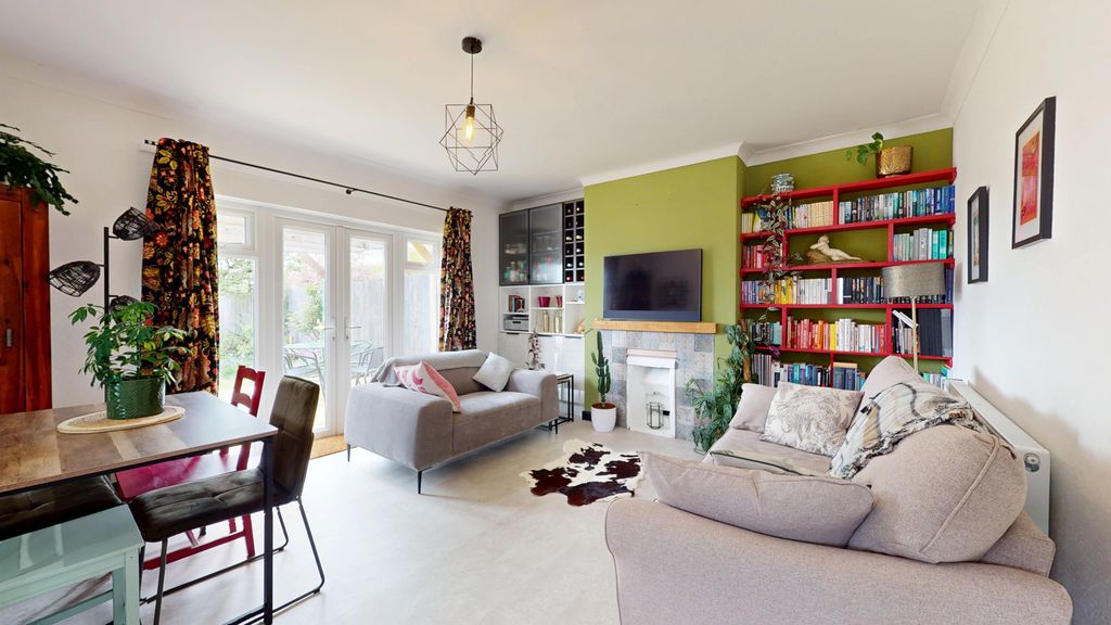 Additional image 2 of 3 bed semi-detached bungalow for saleClos Ton Mawr, Rhiwbina, Cardiff CF14