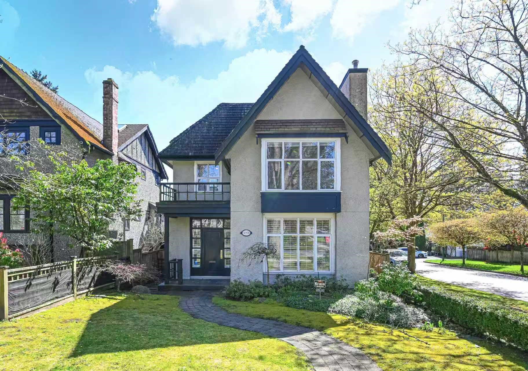 3998 32nd Avenue W, Vancouver, BC, V5K 1A1