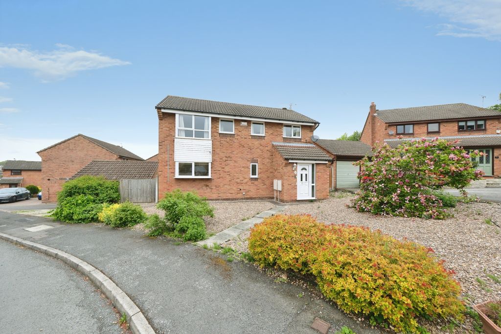 4 bed detached house for saleMoulton Close, Alfreton DE55