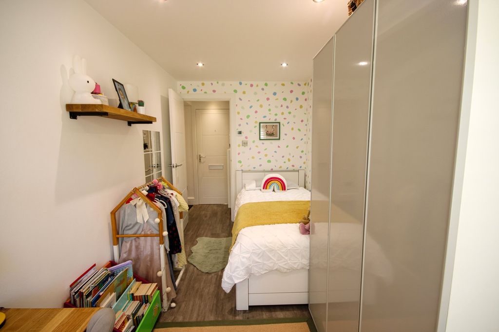 Additional image 14 of 3 bed flat for saleMarett Road, St Helier JE2