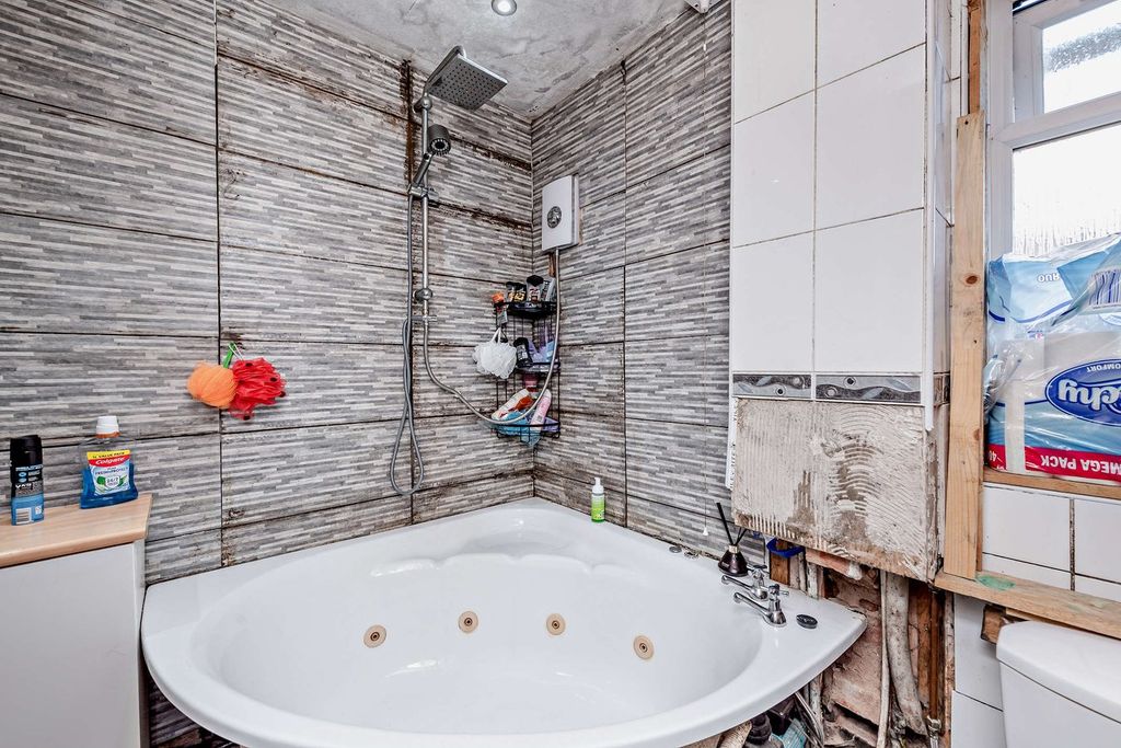 Additional image 6 of 4 bed semi-detached house for saleNant Mawr Crescent, Buckley CH7