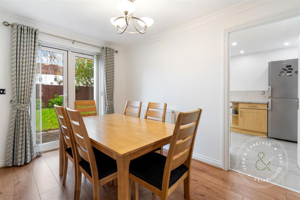 Additional image 7 of 4 bed detached house for saleMilestone Close, Cardiff CF14
