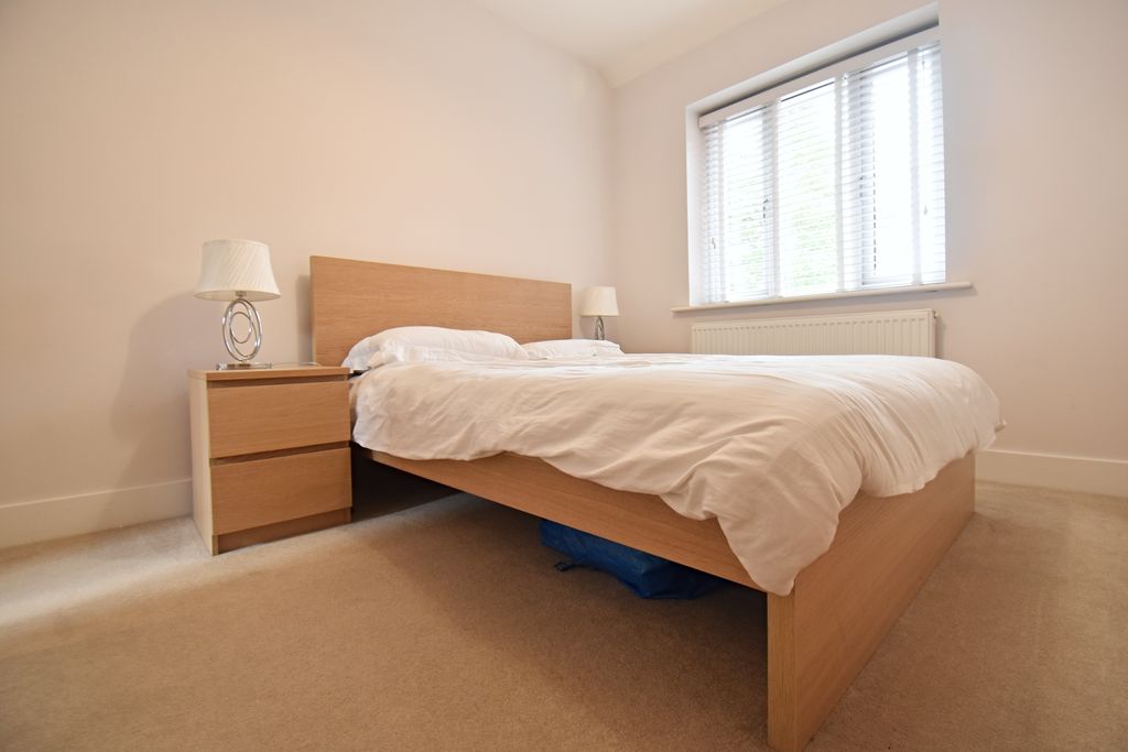 Additional image 11 of 5 bed detached house for saleDaneshill Court, Lychpit, Basingstoke RG24