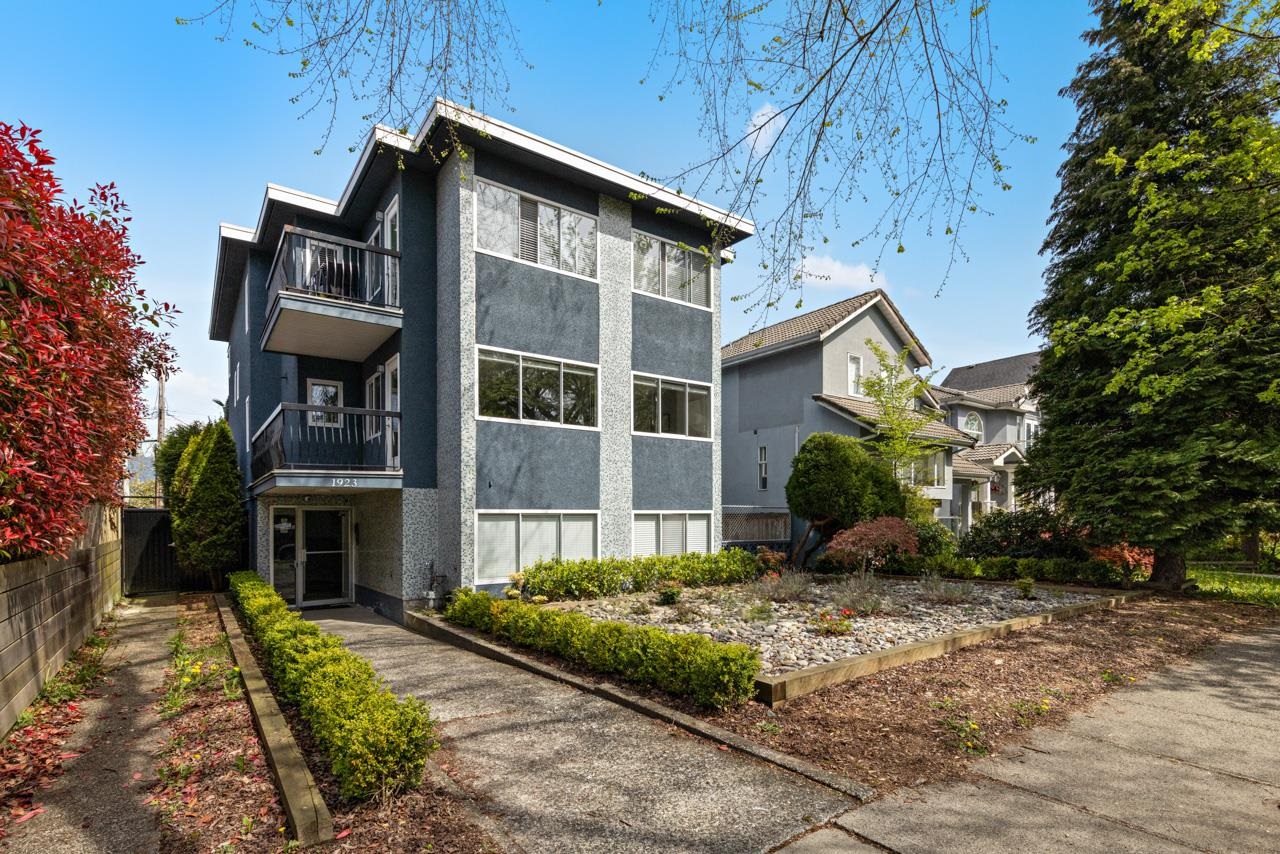 1923 Parker Street, Vancouver, BC, V5L 2L2