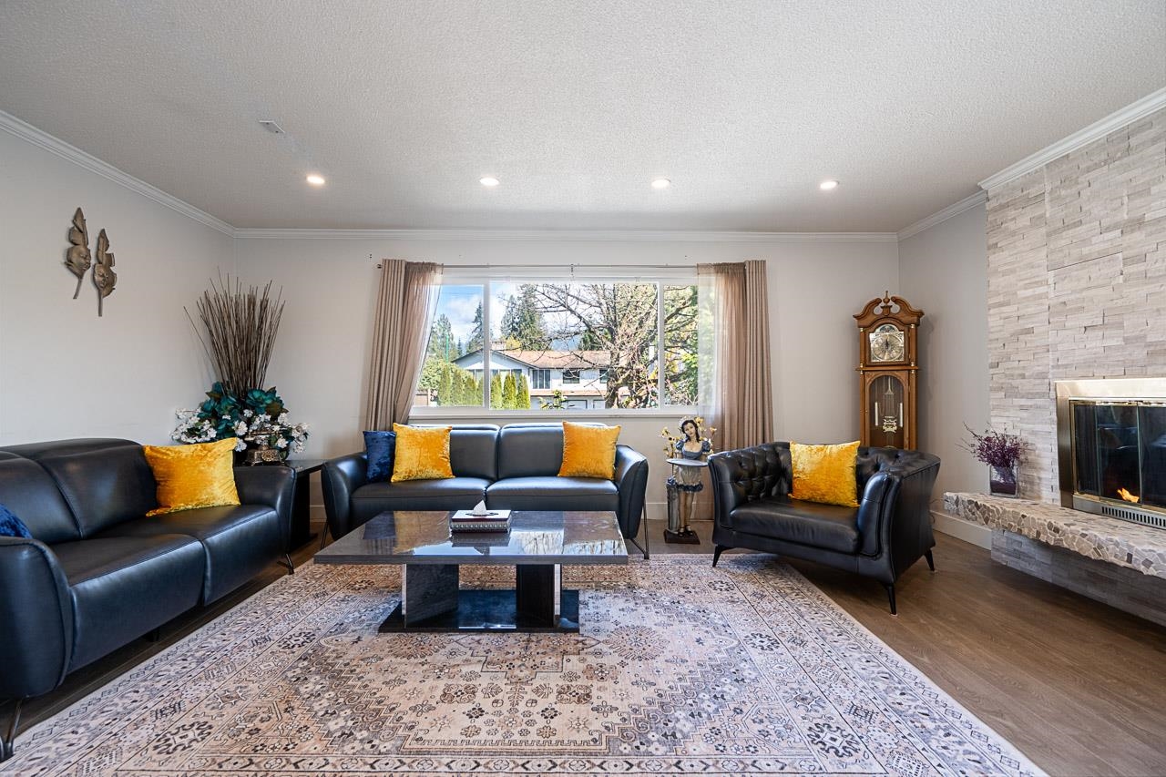 Additional image 3 of 2333 Kirkstone Road, North Vancouver, BC, V7J 3M1