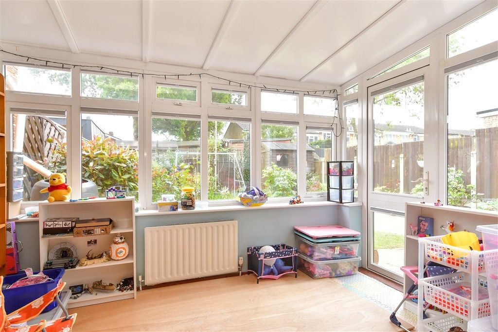 Additional image 9 of 4 bed semi-detached house for saleCourtfield Avenue, Lordswood, Chatham, Kent ME5