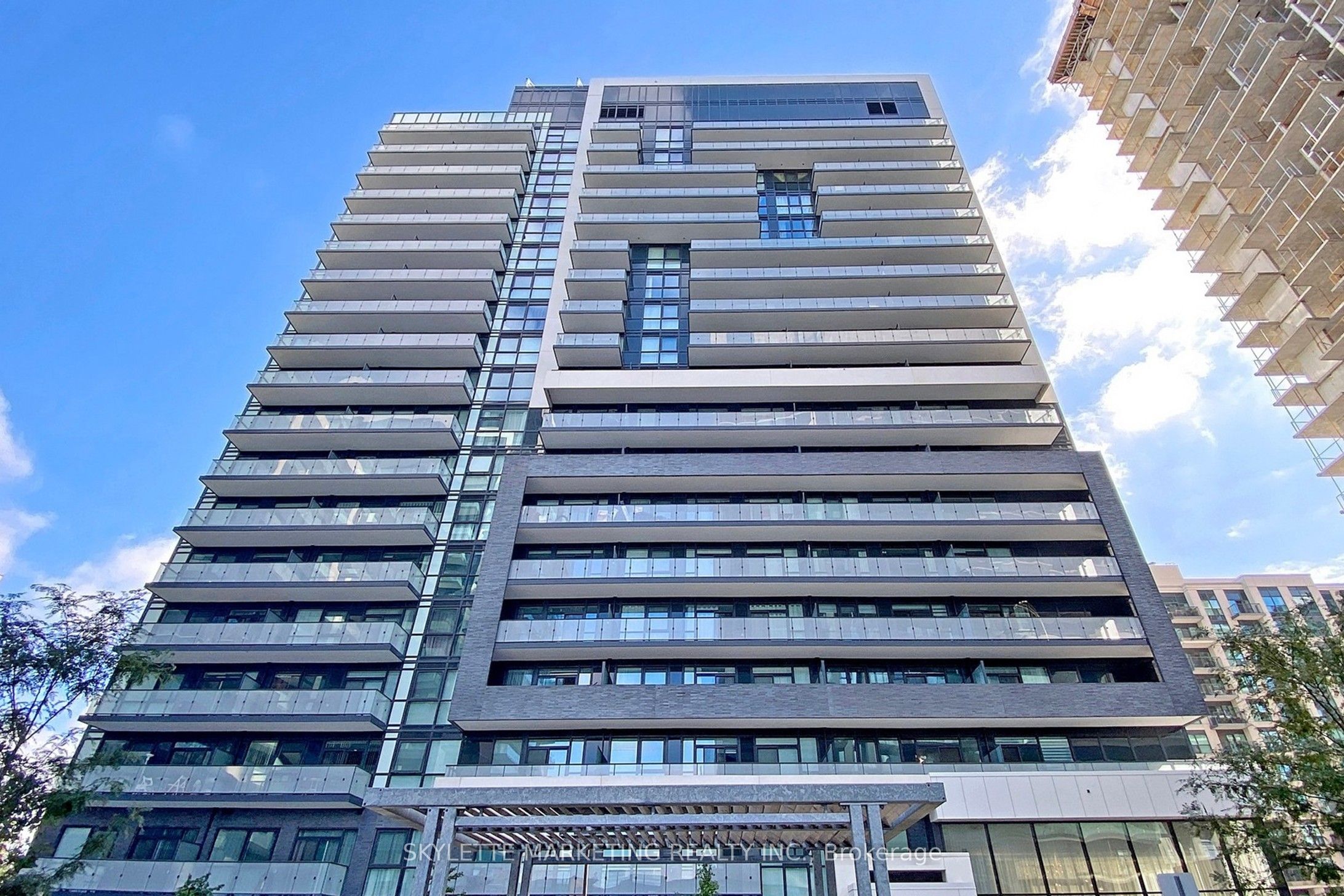 Additional image 2 of 410-75 Oneida Crescent, Richmond Hill, ON, L4B 0H3