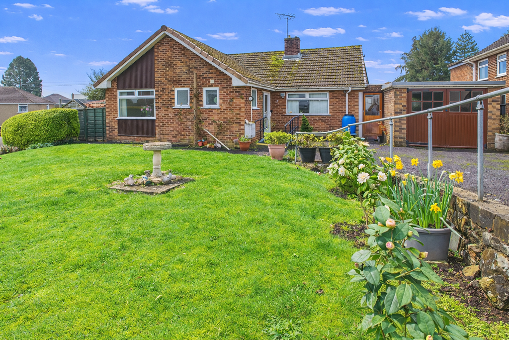 3 bed bungalow for saleFitzosborn Close, Chepstow NP16