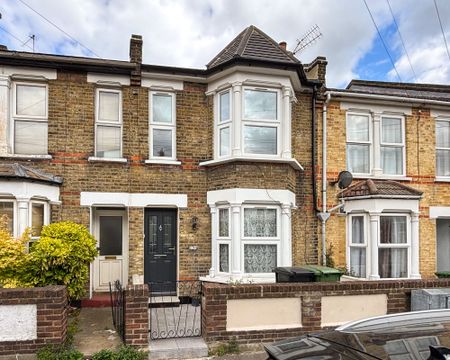 Leahurst Road, Hither Green SE13