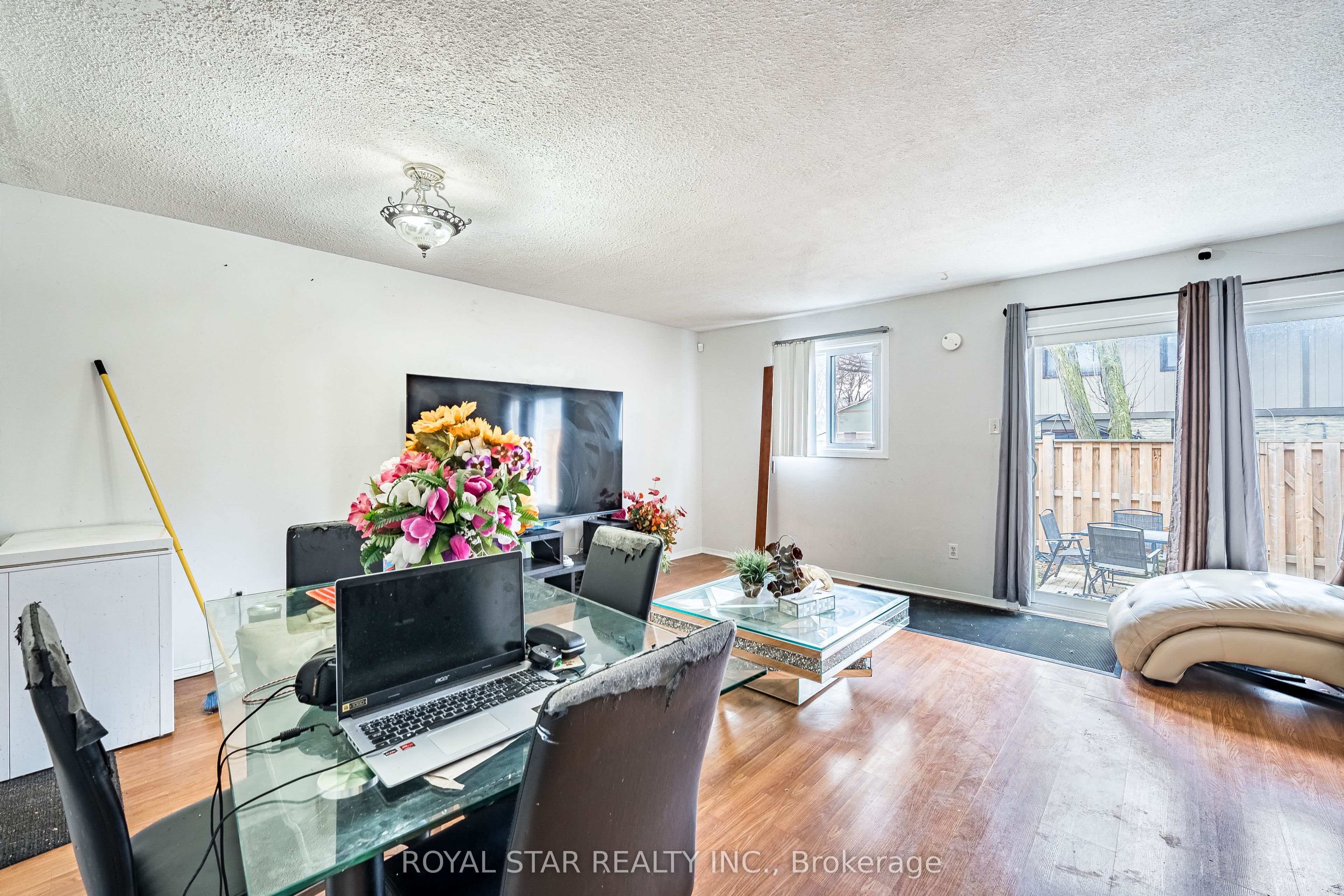 Additional image 3 of 99-105 Hansen Road N, Brampton, ON, L6V 3C9