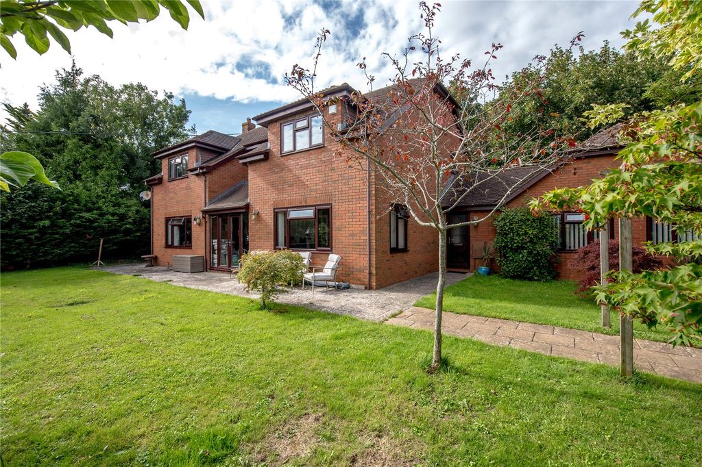 5 bed detached house for saleDownhall Drive, Wembdon, Bridgwater, Somerset TA6