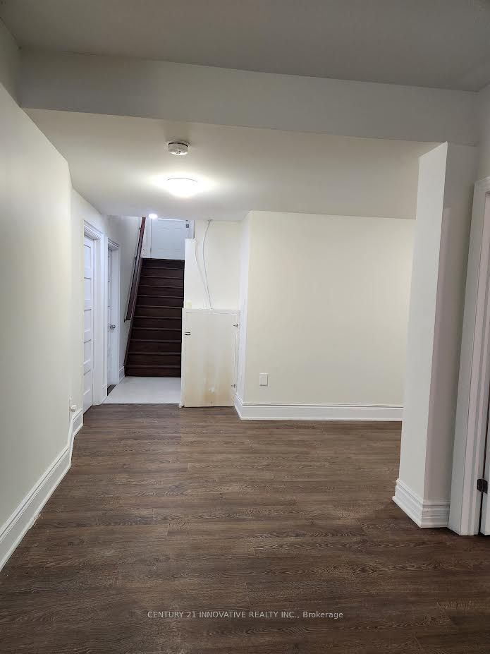 Additional image 3 of 33 Scarborough Golf Club Road, Toronto, ON, M1M 3C6