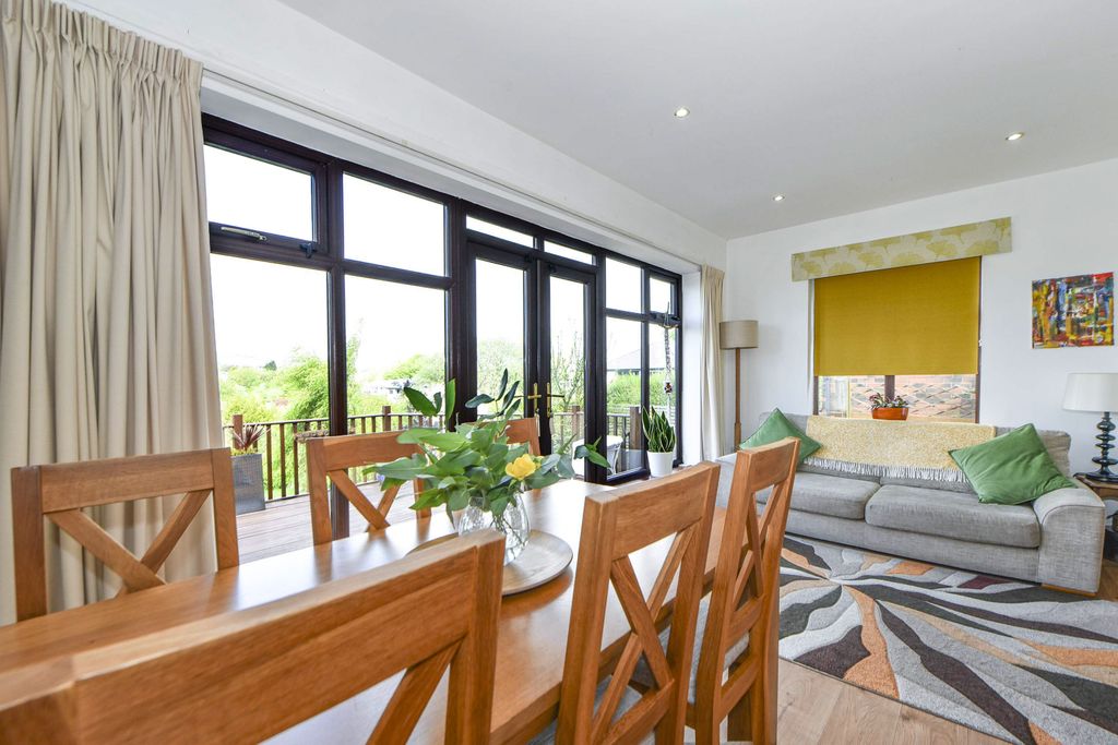 Additional image 7 of 4 bed semi-detached house for saleMarkland Hill Lane, Bolton BL1