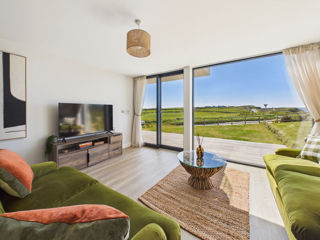 3 bed flat for salePerrantide, Upton, Bude, Cornwall EX23 photo 5