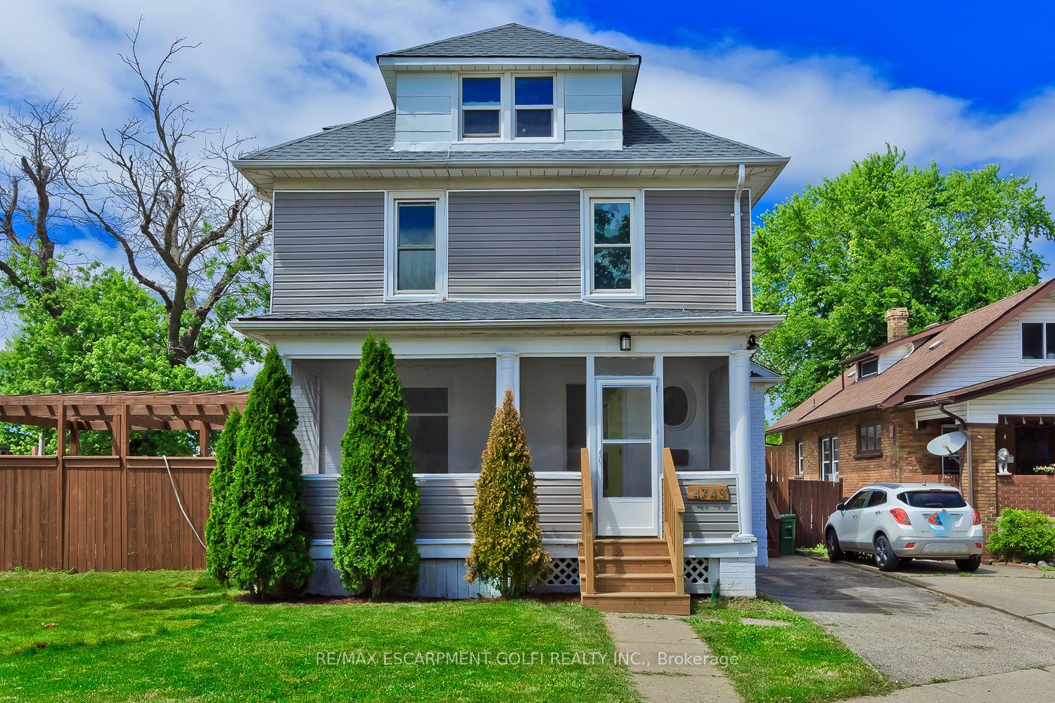 4743 Ryerson Crescent, Niagara Falls, ON, L2E 1E6