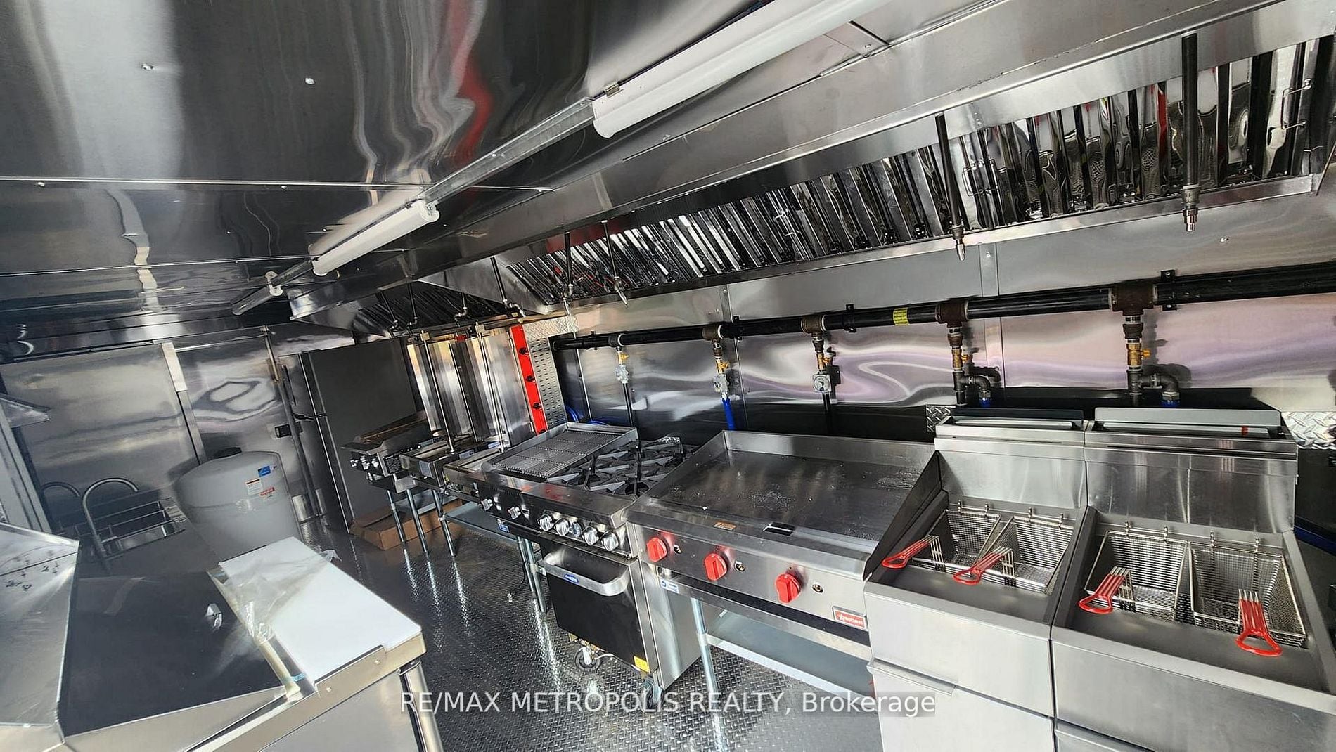 Additional image 2 of 1243 Dundas Street E, Whitby, ON, L1N 2K6