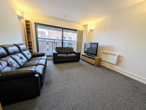 10E Moss Street, City Centre L6