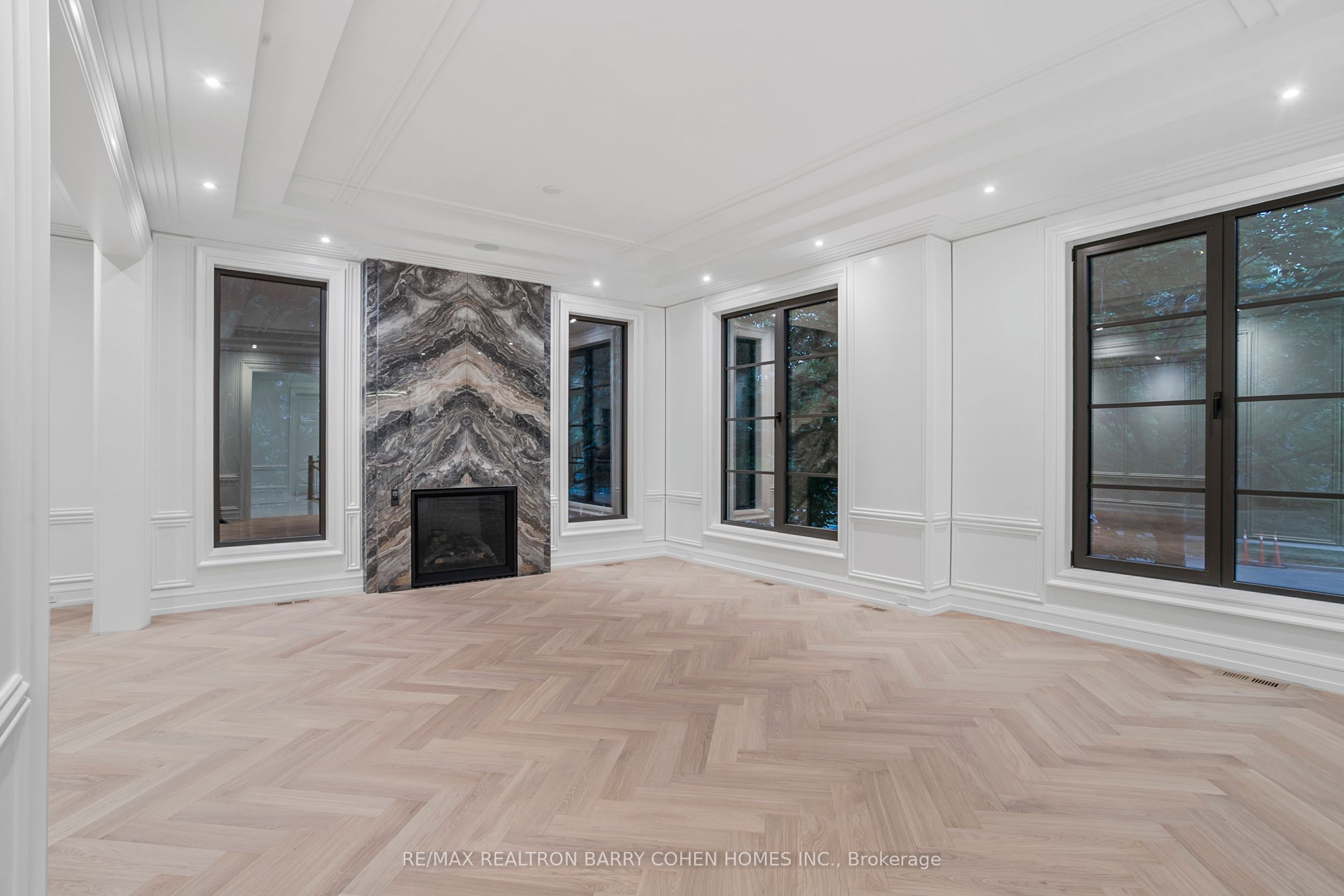 Additional image 3 of 27 Penwood Crescent, Toronto, ON, M3B 3B1