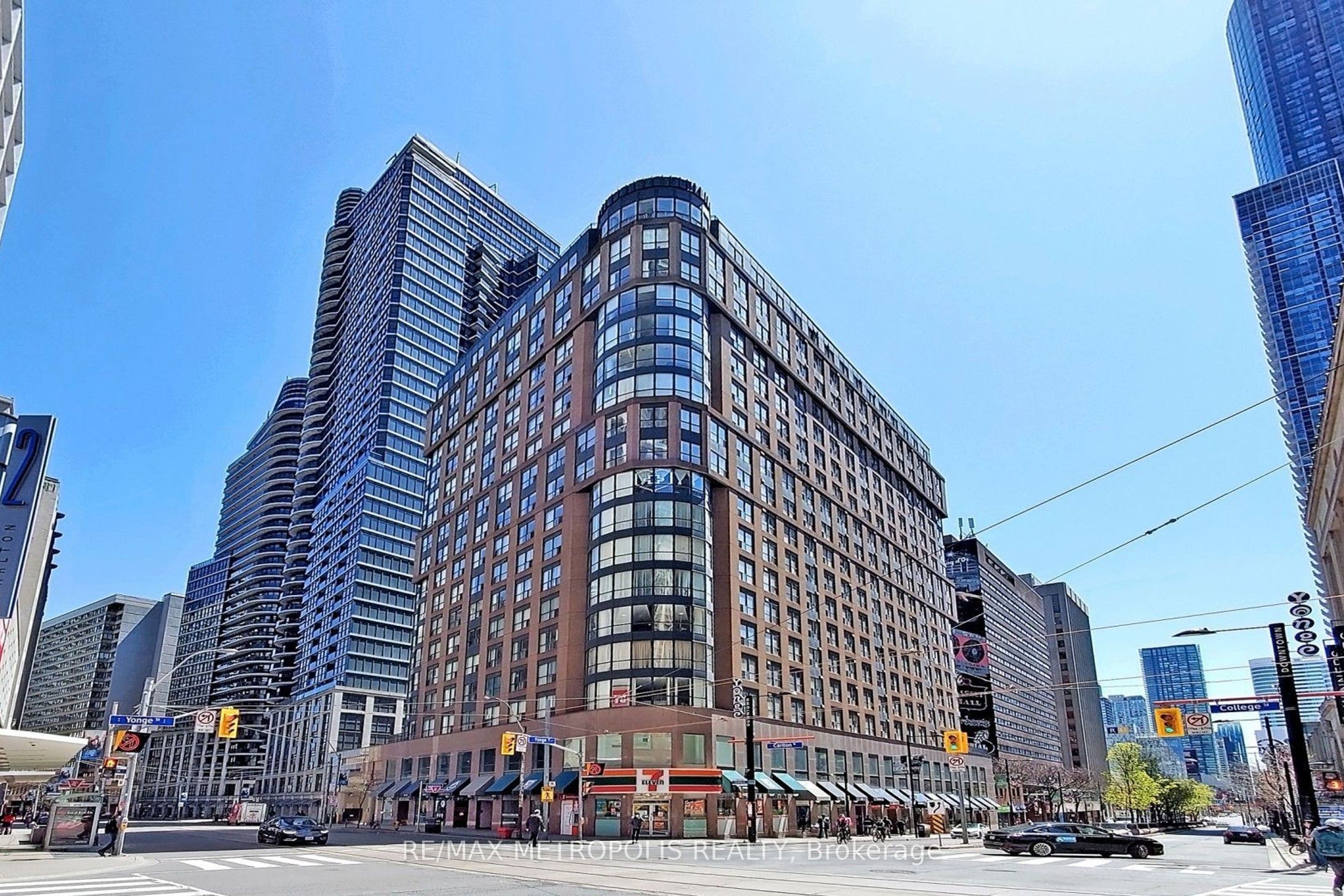 1516-7 Carlton Street, Toronto, ON, M5B 2M3