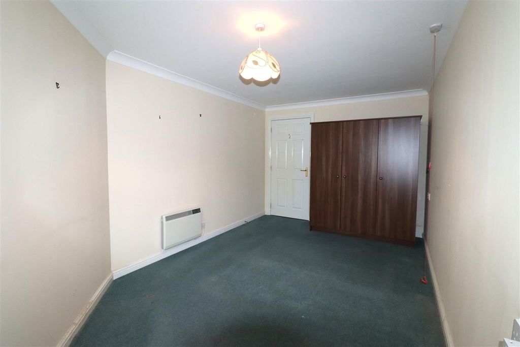 Additional image 16 of 2 bed flat for sale8 Royal Ness Court, Ness Walk, Inverness IV3
