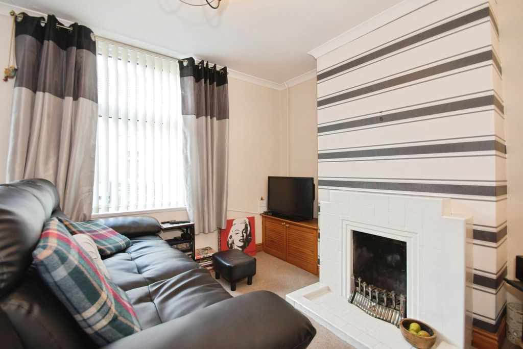 Additional image 5 of 2 bed terraced house for saleSanforth Street, Chesterfield, Derbyshire S41
