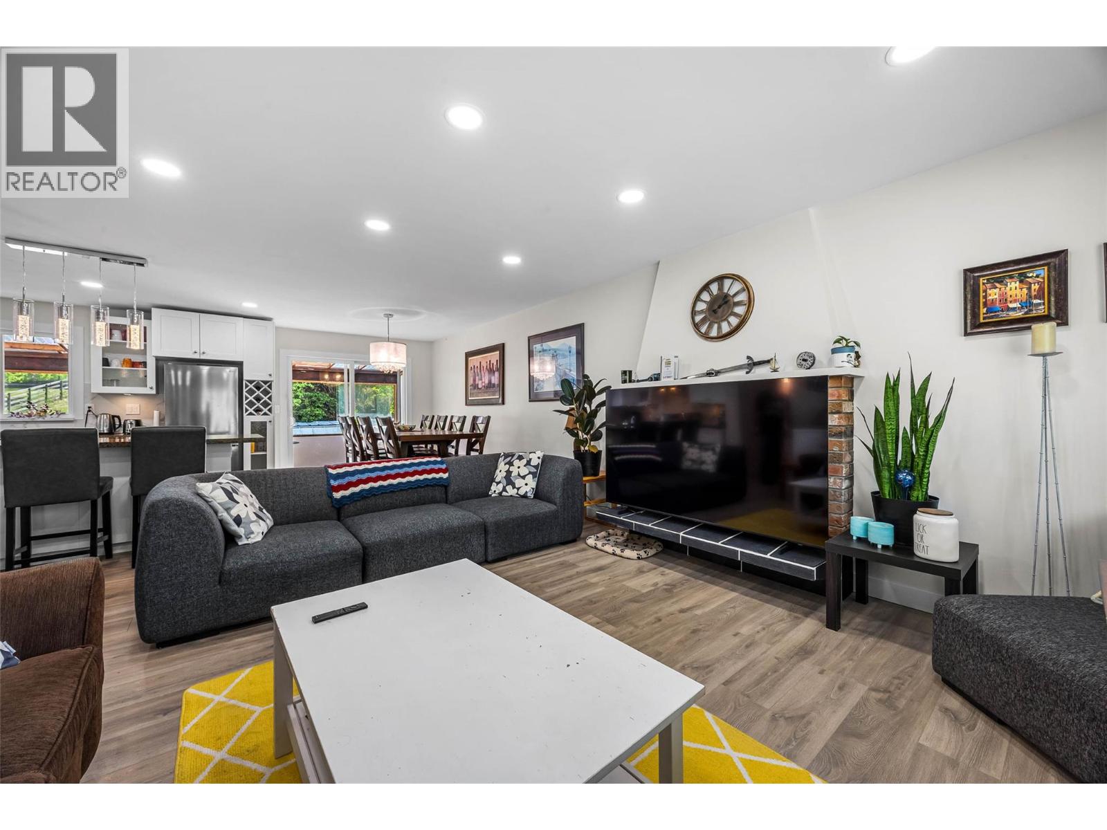 Additional image 5 of 2103 Valleyview Drive, Kamloops, BC, V2C4C3