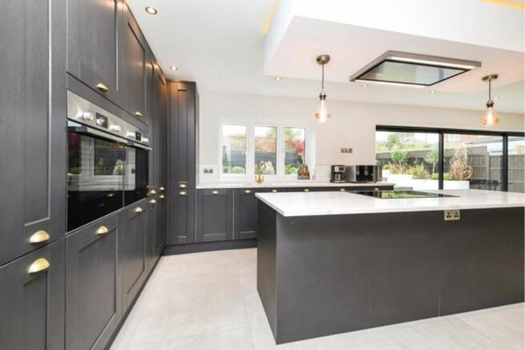Additional image 2 of 4 bed detached house for saleThynne Road, Billericay CM11