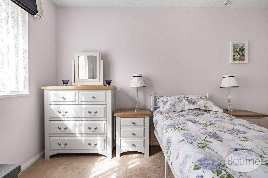 Additional image 14 of 2 bed bungalow for saleBainton Mead, Goldsworth Park, Woking, Surrey GU21