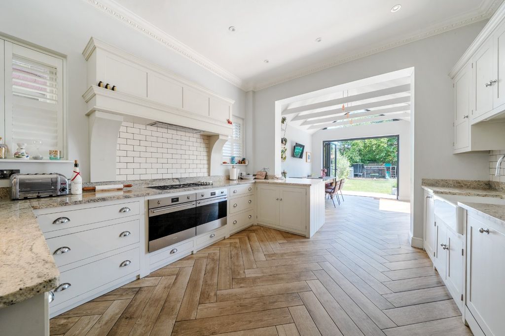 Additional image 4 of 5 bed semi-detached house for saleCedars Road, Beckenham BR3