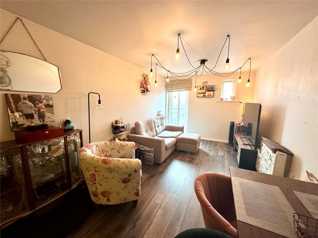 2 bed flat for saleSaddlery Way, Chester CH1 photo 4